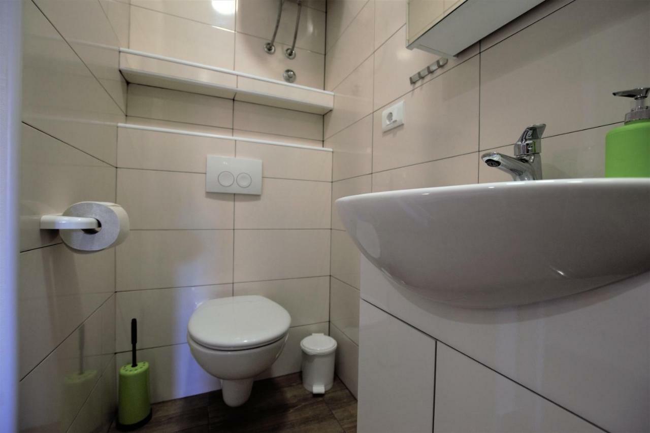 Studio Apartman Danijela 普拉 外观 照片